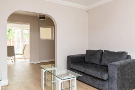 Solihull/Nec/Airport 3 Bedroom Semi-Detached House Бирмингам Екстериор снимка