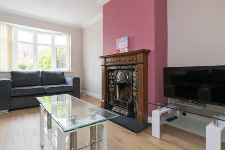 Solihull/Nec/Airport 3 Bedroom Semi-Detached House Бирмингам Екстериор снимка