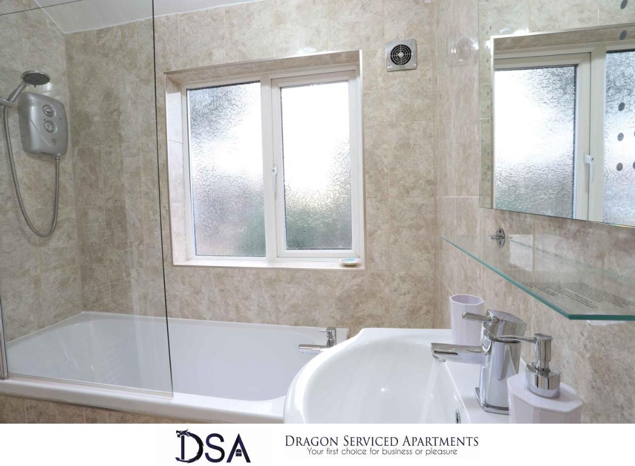 Solihull/Nec/Airport 3 Bedroom Semi-Detached House Бирмингам Екстериор снимка